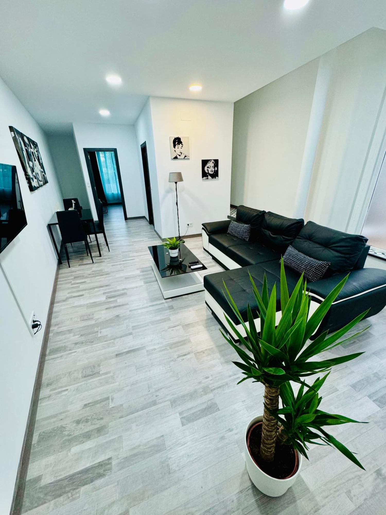 Duplex Th Sanse Norte San Sebastian de los Reyes Bagian luar foto