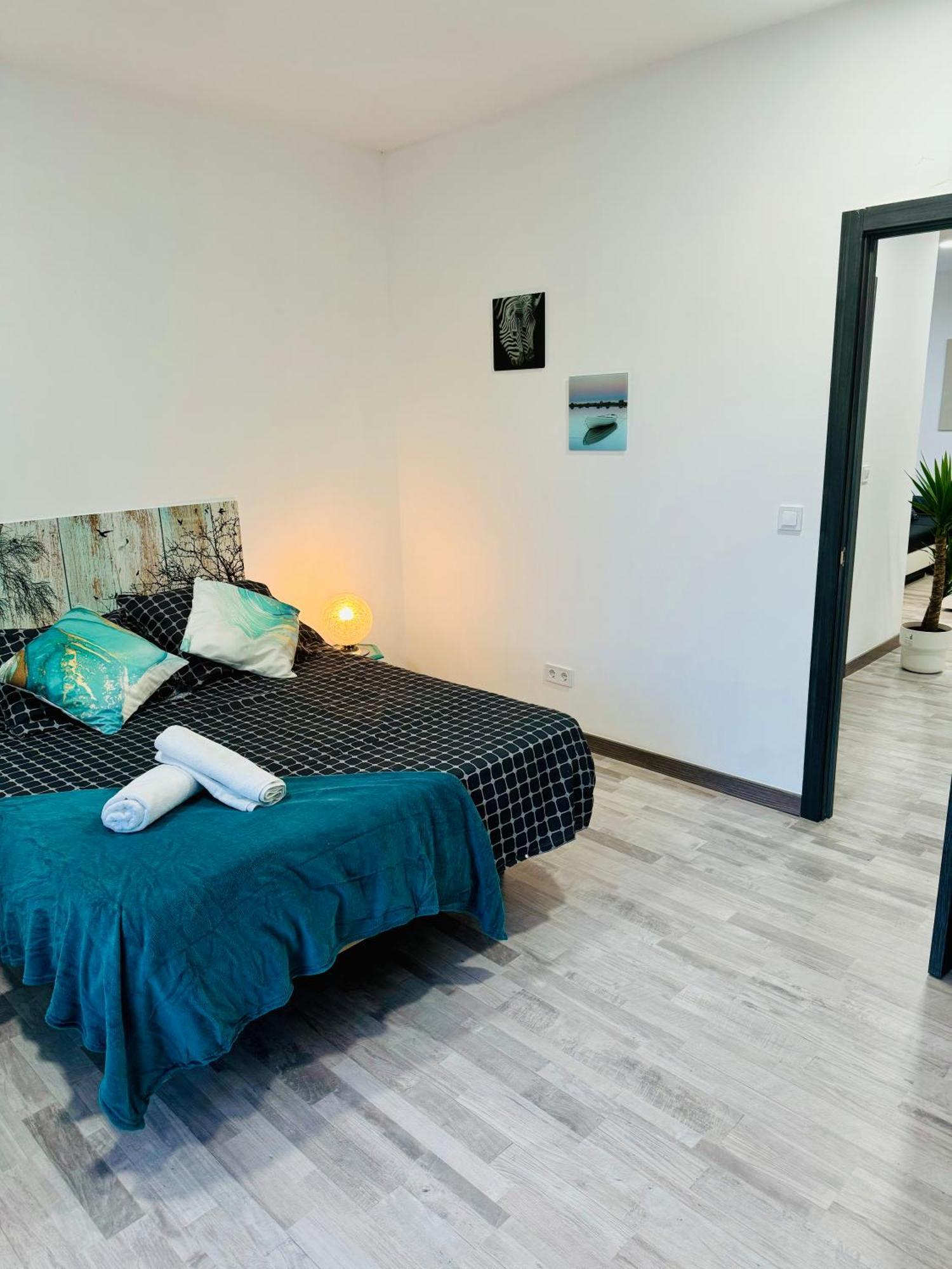 Duplex Th Sanse Norte San Sebastian de los Reyes Bagian luar foto